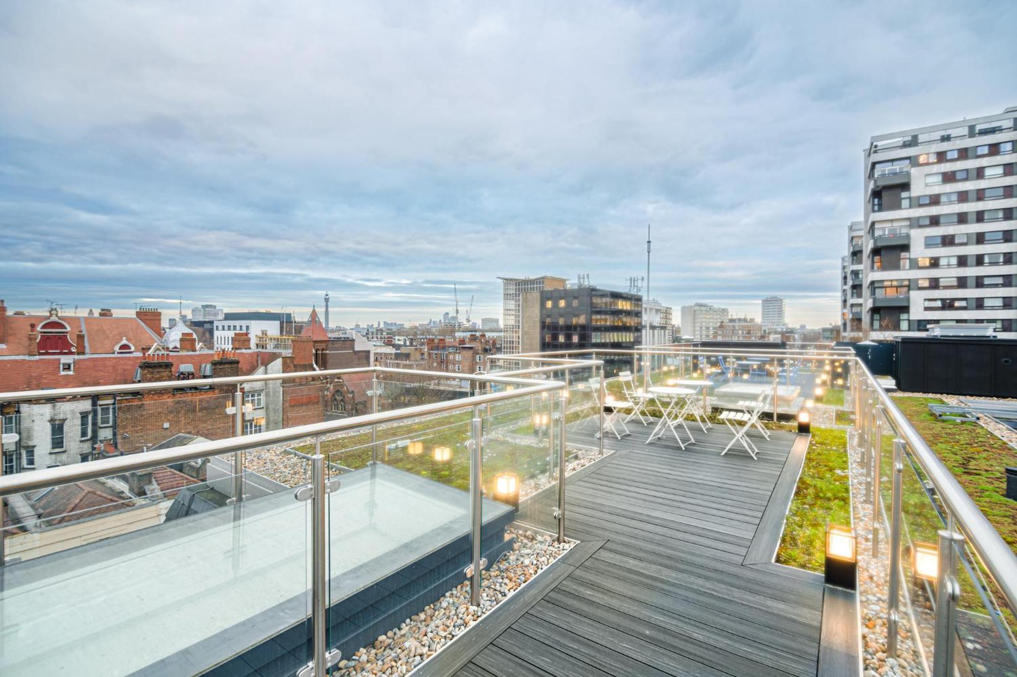 Elegant 3-Bedroom Penthouse In Marble Arch 70 London Exterior photo