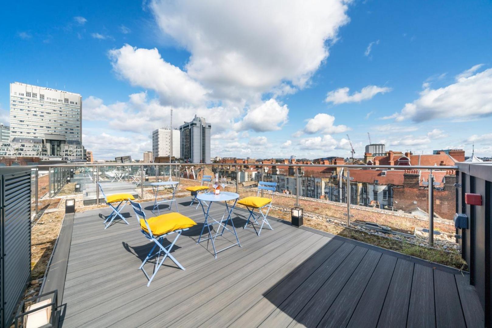 Elegant 3-Bedroom Penthouse In Marble Arch 70 London Exterior photo