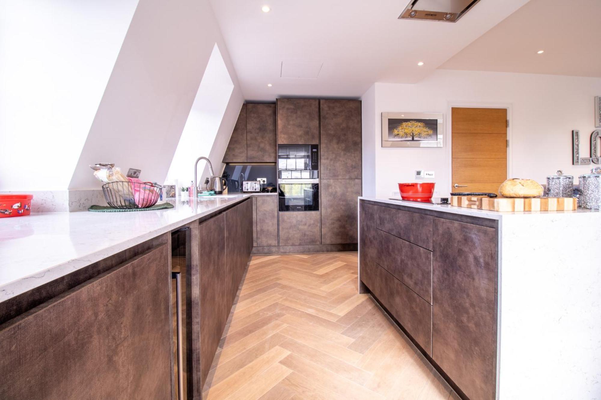 Elegant 3-Bedroom Penthouse In Marble Arch 70 London Exterior photo