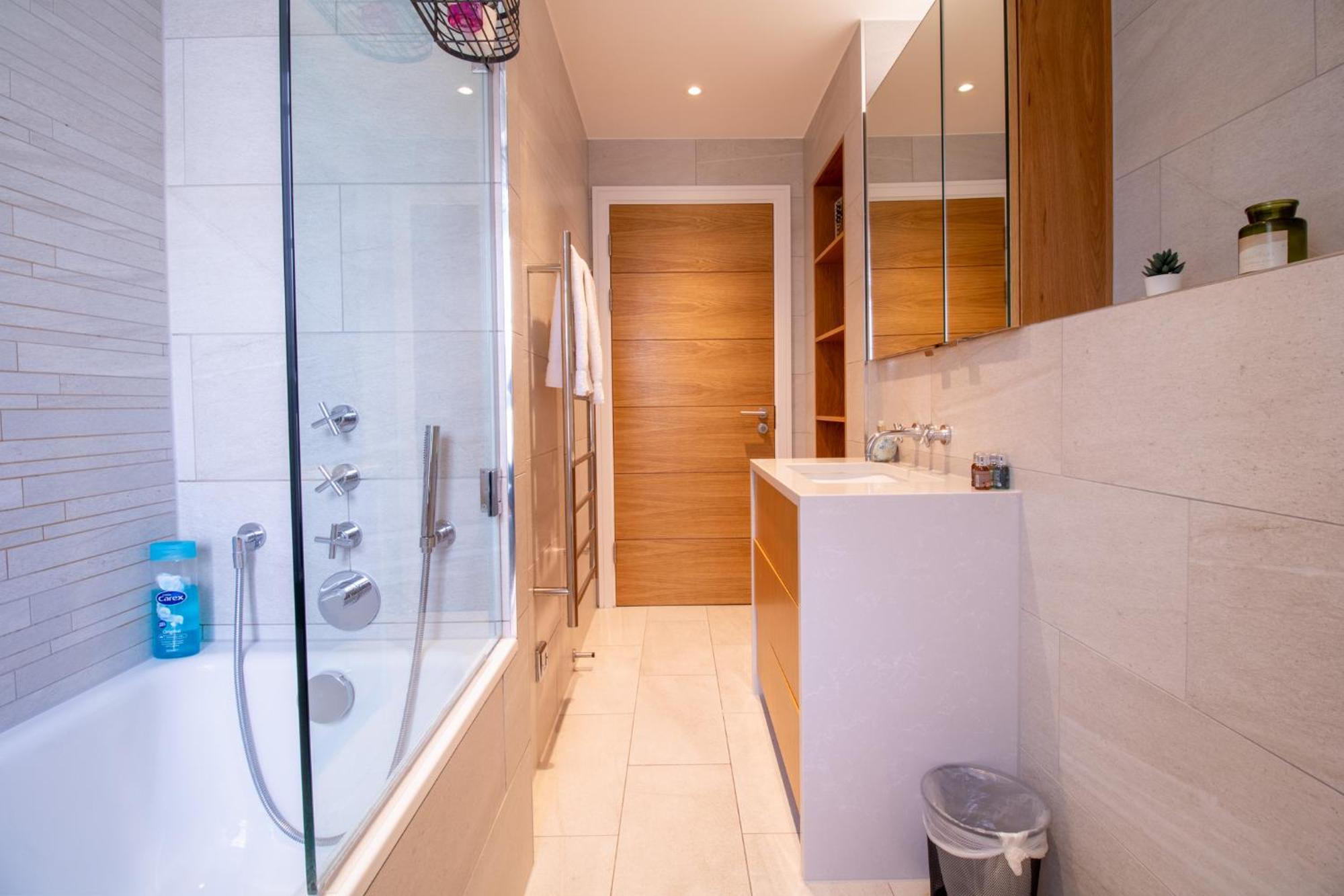 Elegant 3-Bedroom Penthouse In Marble Arch 70 London Exterior photo