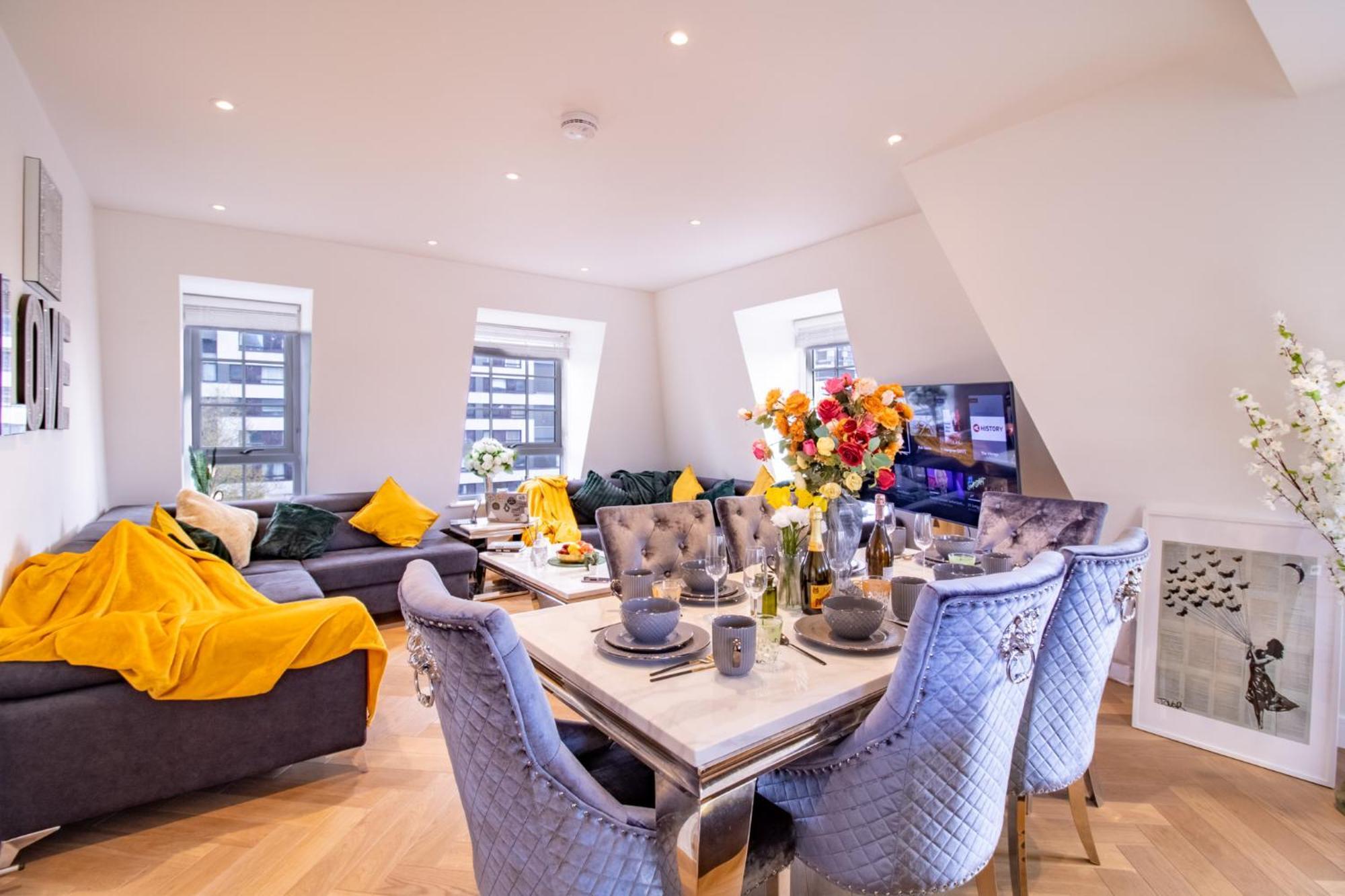 Elegant 3-Bedroom Penthouse In Marble Arch 70 London Exterior photo